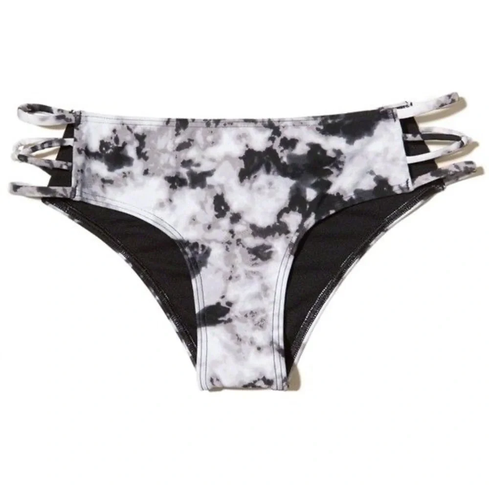 ❤️ Hollister Halter High-Neck Bikini Top M Strappy Cheeky Bottom S Set